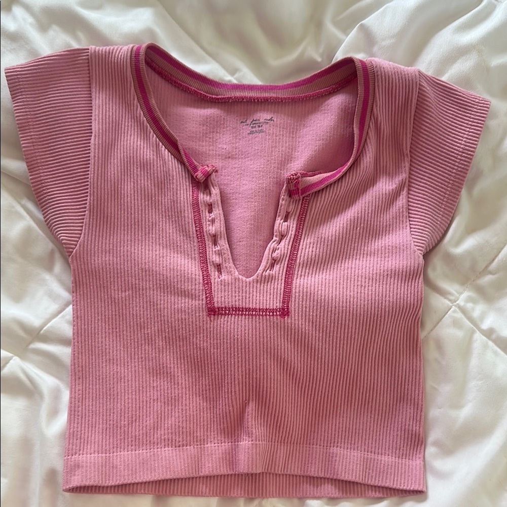 Urban go for gold pink crop